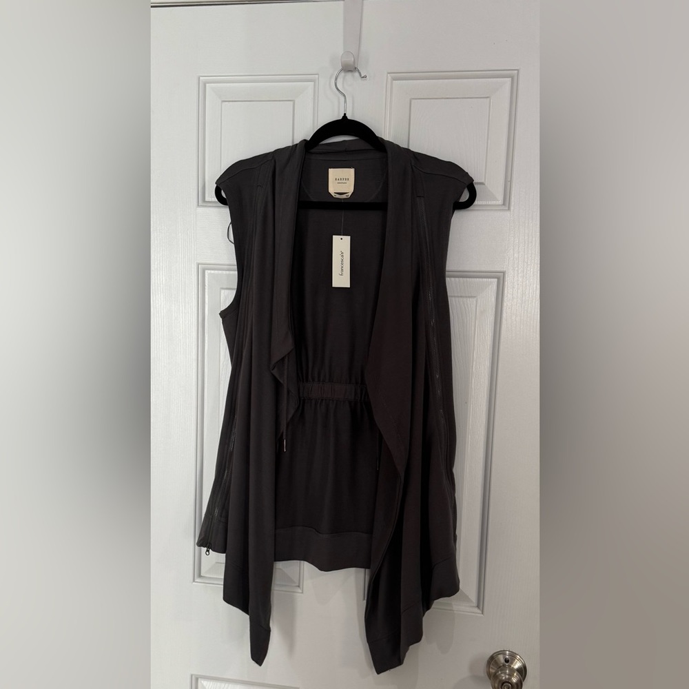 Harper Gray Sleeveless Open Front Cardigan Size Medium